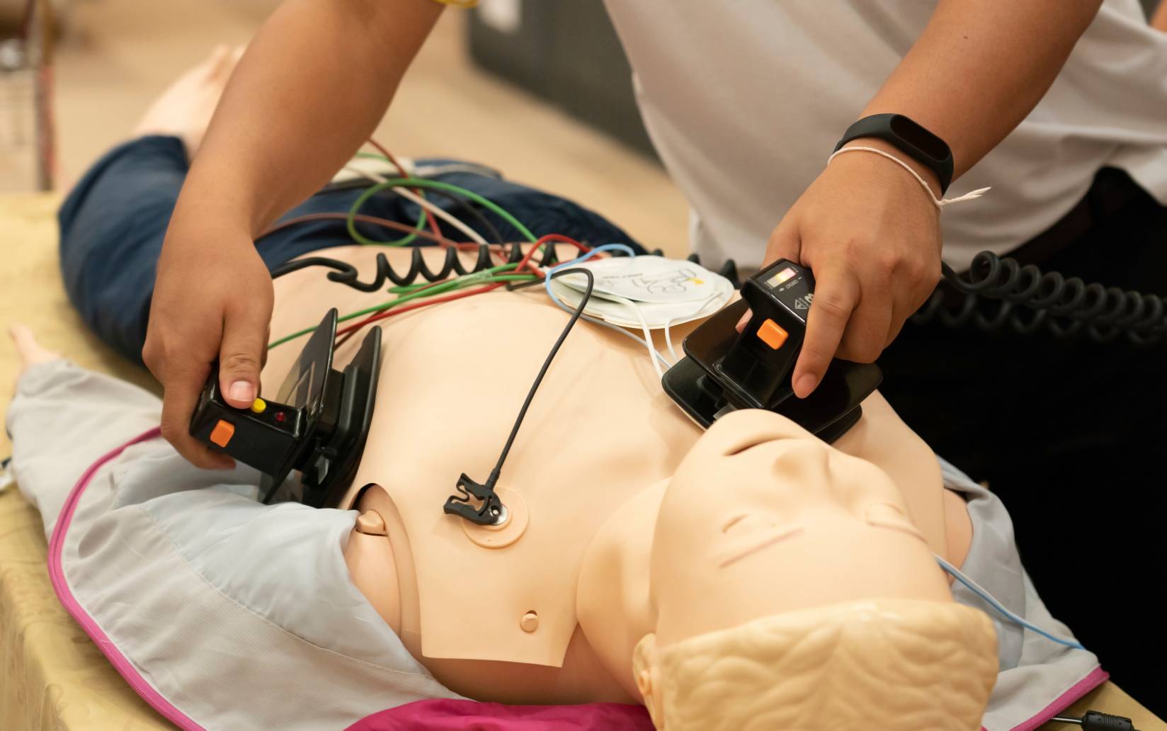 Advanced-Cardiovascular-Life-Support-(ACLS)-training