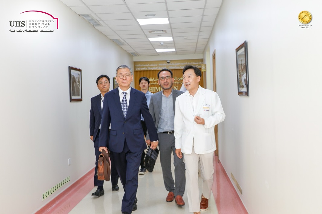 Visit of the Ambassador of South Korea to University Hospital Sharjah